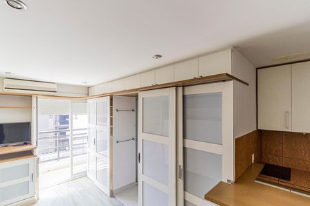 Studio para alugar com 28m², 1 quarto e 1 vagaStudio - Armários