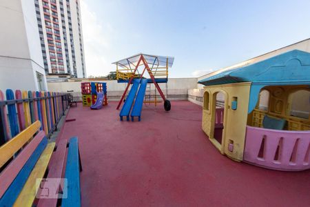 Apartamento para alugar com 50m², 2 quartos e 1 vaga Apartamento para alugar com 50m², 2 quartos e 1 vagaÁrea Comum - Playground