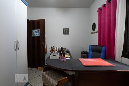 Casa à venda com 320m², 5 quartos e 4 vagasQuarto 3