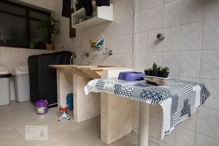 Casa à venda com 320m², 5 quartos e 4 vagasÁrea de Serviço