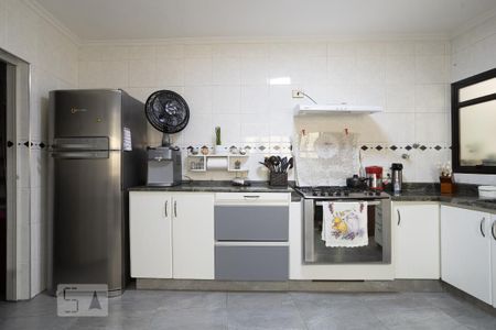 Casa à venda com 320m², 5 quartos e 4 vagasCozinha