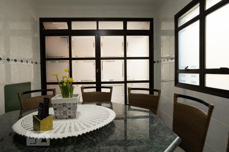 Casa à venda com 320m², 5 quartos e 4 vagasCopa