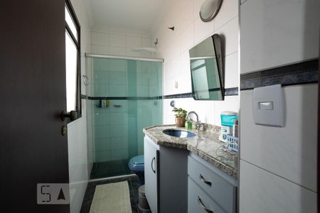 Casa à venda com 320m², 5 quartos e 4 vagasBanheiro da Suíte 1