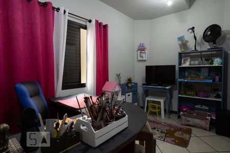 Quarto 3 de casa à venda com 5 quartos, 320m² em Vila Formosa, São Paulo