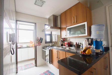 Apartamento à venda com 112m², 3 quartos e 2 vagasCozinha