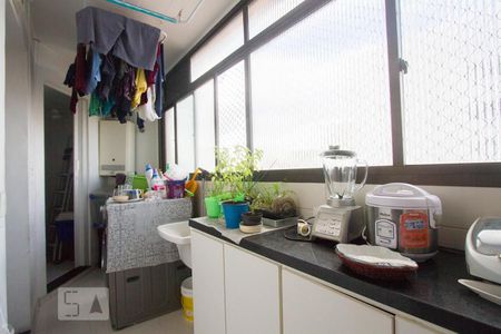 Apartamento à venda com 112m², 3 quartos e 2 vagasÁrea de Serviço