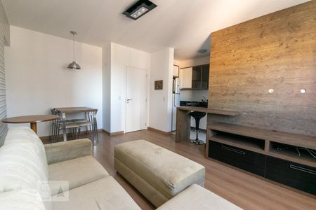 Sala de apartamento para alugar com 2 quartos, 68m² em Centro, Curitiba