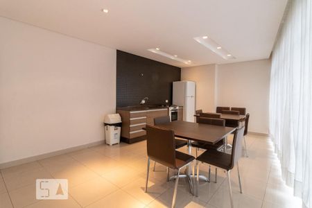Apartamento para alugar com 68m², 2 quartos e 1 vagaÁrea comum
