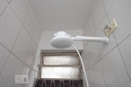 Banheiro de apartamento para alugar com 1 quarto, 49m² em República, São Paulo