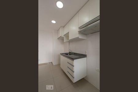 Apartamento para alugar com 38m², 1 quarto e 1 vaga Apartamento para alugar com 38m², 1 quarto e 1 vagaCOZINHA