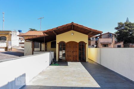 Casa para alugar com 135m², 3 quartos e sem vaga Casa para alugar com 135m², 3 quartos e sem vagaFachada Casa