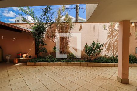 Casa para alugar com 160m², 3 quartos e 2 vagasVaranda