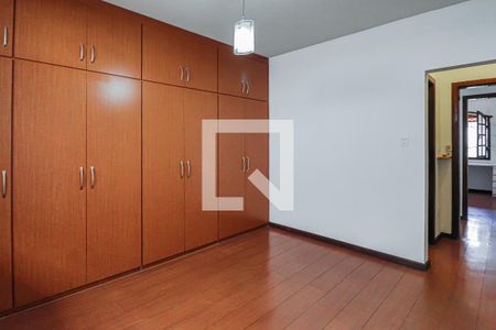 Casa para alugar com 160m², 3 quartos e 2 vagasQuarto 3 Suíte