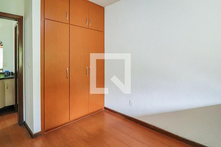 Casa para alugar com 160m², 3 quartos e 2 vagasQuarto 2