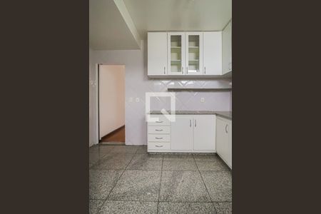 Casa para alugar com 160m², 3 quartos e 2 vagasCozinha