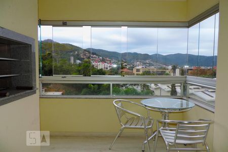 Sala - Sacada de apartamento para alugar com 2 quartos, 64m² em Saco Grande, Florianópolis