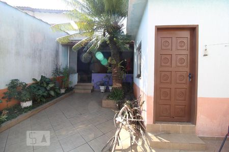 Casa à venda com 316m², 3 quartos e 3 vagasQuintal