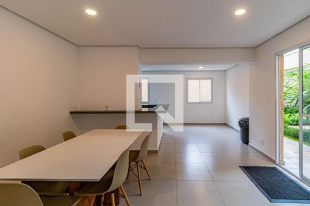 Studio para alugar com 27m², 1 quarto e sem vaga Studio para alugar com 27m², 1 quarto e sem vagaÁrea comum - Salão