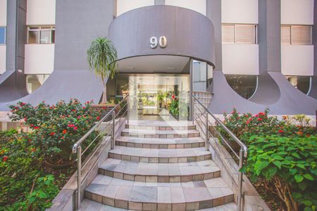 Apartamento para alugar com 110m², 4 quartos e 1 vaga Apartamento para alugar com 110m², 4 quartos e 1 vagaFachada
