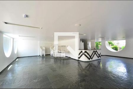 Apartamento para alugar com 110m², 4 quartos e 1 vaga Apartamento para alugar com 110m², 4 quartos e 1 vagaÁrea comum - Salão de festas