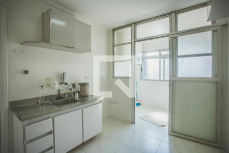 Apartamento para alugar com 110m², 4 quartos e 1 vaga Apartamento para alugar com 110m², 4 quartos e 1 vagaCozinha