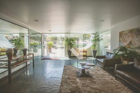 Apartamento para alugar com 110m², 4 quartos e 1 vaga Apartamento para alugar com 110m², 4 quartos e 1 vagaHall social