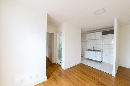 Sala de apartamento para alugar com 2 quartos, 44m² em Vila Guilherme, São Paulo