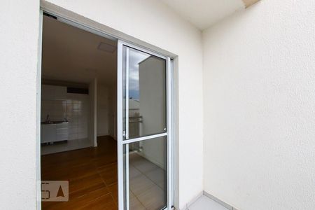 Sacada da Sala de apartamento para alugar com 2 quartos, 44m² em Vila Guilherme, São Paulo