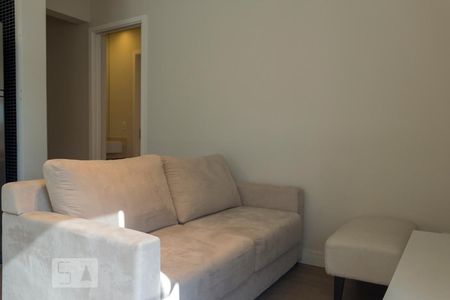 Sala de apartamento para alugar com 1 quarto, 33m² em Vila Olímpia, São Paulo