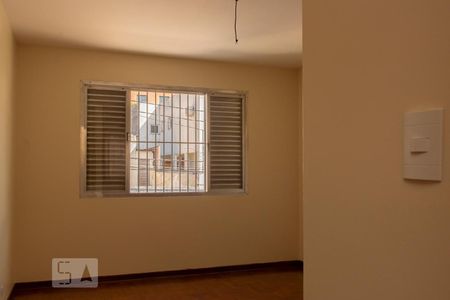 Casa à venda com 330m², 3 quartos e 5 vagas Casa à venda com 330m², 3 quartos e 5 vagasQuarto 2