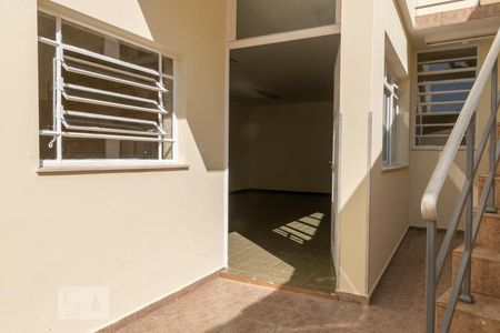 Casa à venda com 330m², 3 quartos e 5 vagas Casa à venda com 330m², 3 quartos e 5 vagasSalão