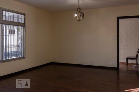 Sala de casa à venda com 3 quartos, 330m² em Planalto Paulista, São Paulo