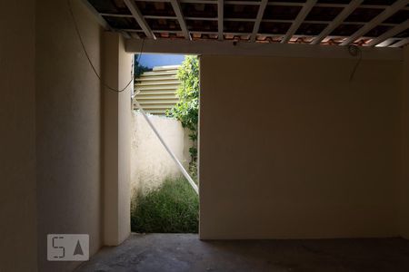 Casa à venda com 330m², 3 quartos e 5 vagas Casa à venda com 330m², 3 quartos e 5 vagasQuintal