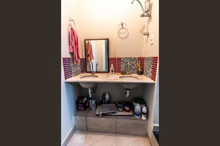 Apartamento à venda com 40m², 1 quarto e sem vagaBanheiro