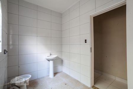 Casa à venda com 95m², 2 quartos e 1 vagaBanheiro de Baixo