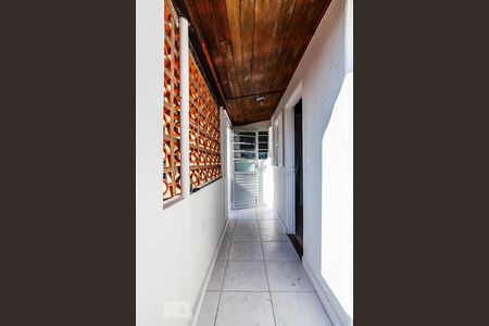 Casa à venda com 95m², 2 quartos e 1 vagaCorredor de cima