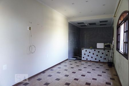 Sala de casa à venda com 2 quartos, 80m² em Jardim das Camelias, São Paulo