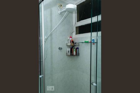 Apartamento à venda com 78m², 2 quartos e 1 vaga Apartamento à venda com 78m², 2 quartos e 1 vagaBanheiro