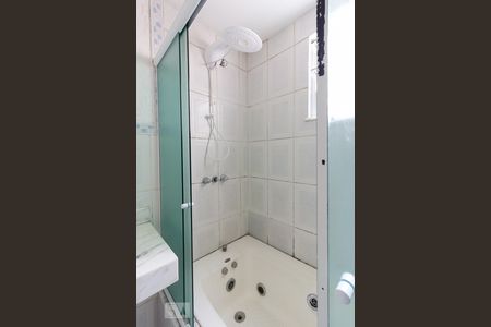 Apartamento à venda com 80m², 2 quartos e sem vagaBanheiro