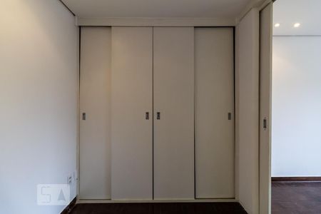 Apartamento à venda com 34m², 1 quarto e sem vagaQuarto