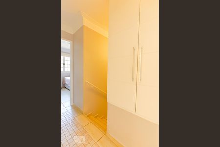 Casa de condomínio à venda com 151m², 3 quartos e 2 vagas Casa de condomínio à venda com 151m², 3 quartos e 2 vagasCorredor Superior