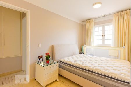 Casa de condomínio à venda com 151m², 3 quartos e 2 vagas Casa de condomínio à venda com 151m², 3 quartos e 2 vagasSuíte