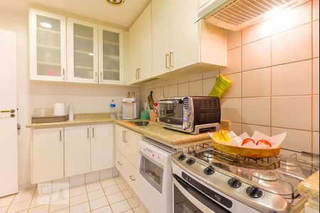 Casa de condomínio à venda com 151m², 3 quartos e 2 vagas Casa de condomínio à venda com 151m², 3 quartos e 2 vagasCozinha