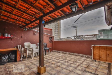 Casa à venda com 140m², 2 quartos e 2 vagas Casa à venda com 140m², 2 quartos e 2 vagasChurrasqueira