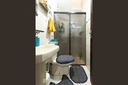 Casa à venda com 140m², 2 quartos e 2 vagas Casa à venda com 140m², 2 quartos e 2 vagasBanheiro