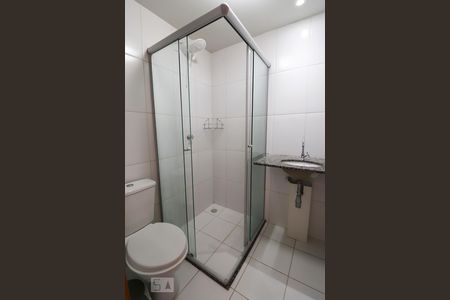 Apartamento para alugar com 60m², 2 quartos e 1 vaga Apartamento para alugar com 60m², 2 quartos e 1 vagaBanheiro da suíte