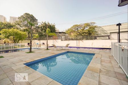 Apartamento à venda com 65m², 3 quartos e 1 vagaÁrea comum - Piscina