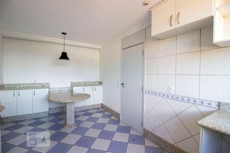 Apartamento à venda com 280m², 3 quartos e 3 vagasCozinha - Armários