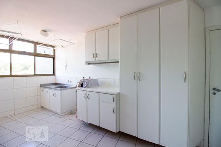 Apartamento à venda com 280m², 3 quartos e 3 vagasÁrea de Serviço