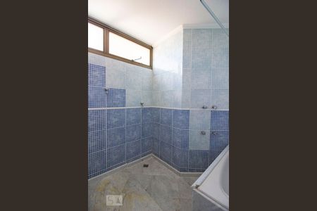 Apartamento à venda com 280m², 3 quartos e 3 vagasBanheiro Social